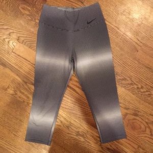 Nike crop pants